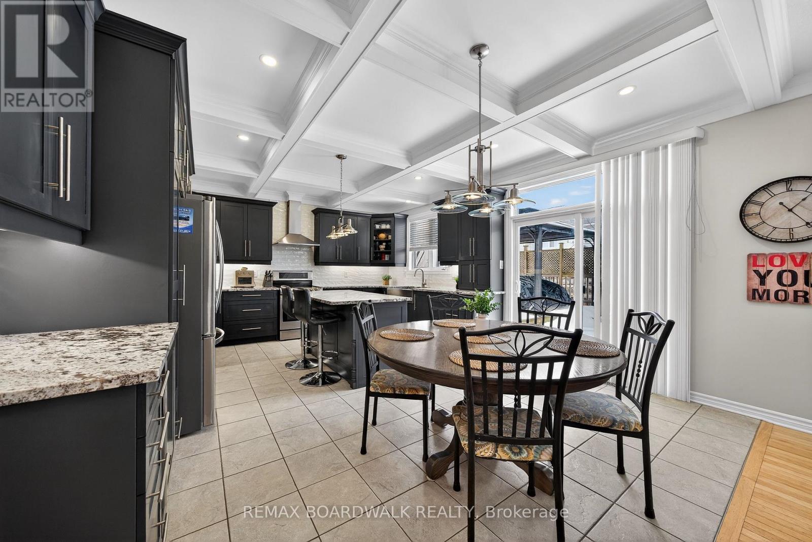 85 Woliston Crescent, Ottawa, Ontario  K2W 1G2 - Photo 12 - X12925080