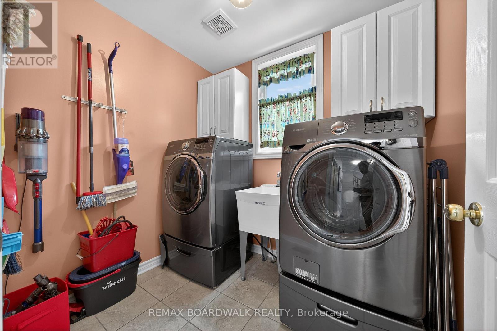 85 Woliston Crescent, Ottawa, Ontario  K2W 1G2 - Photo 20 - X12925080