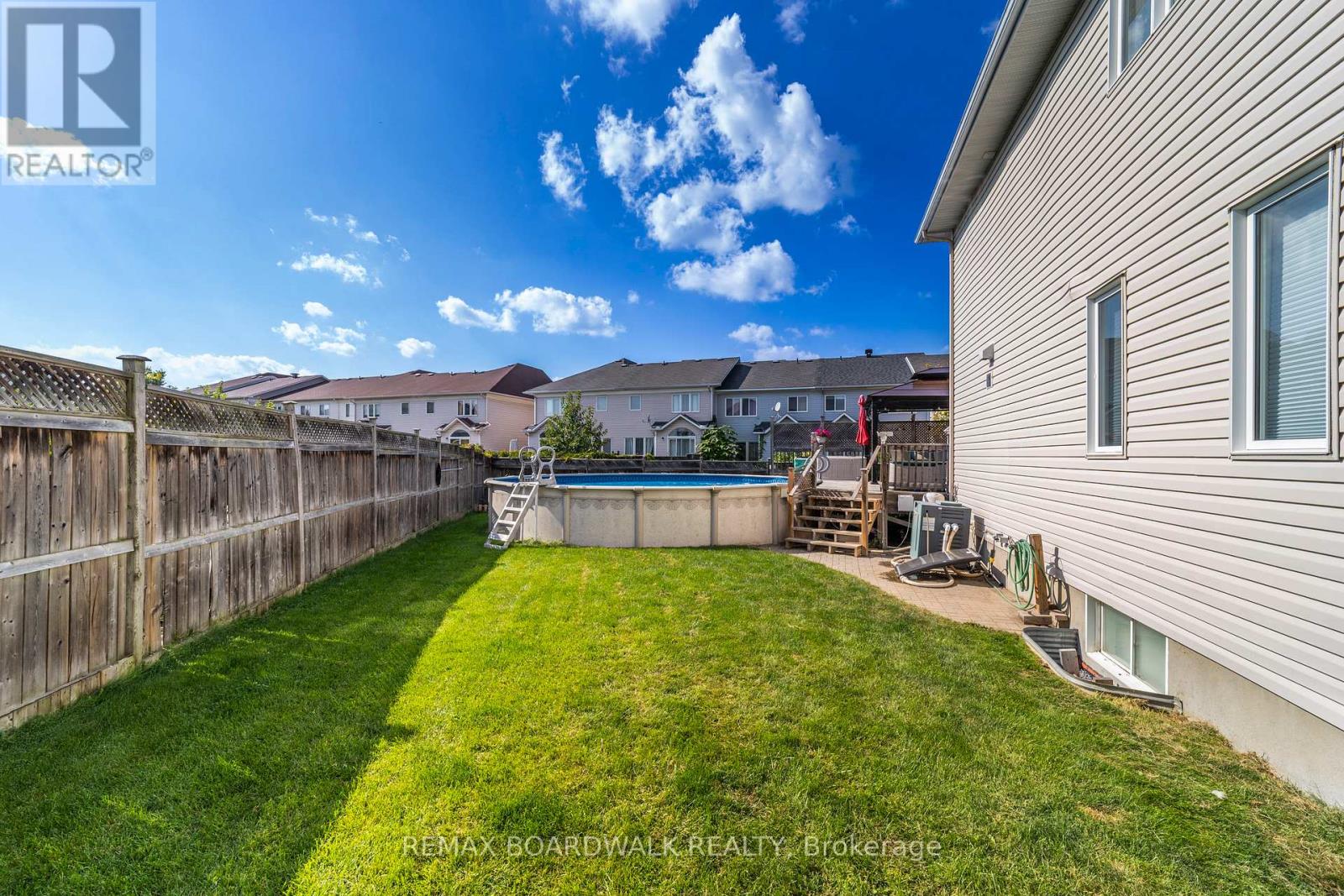 85 Woliston Crescent, Ottawa, Ontario  K2W 1G2 - Photo 39 - X12925080