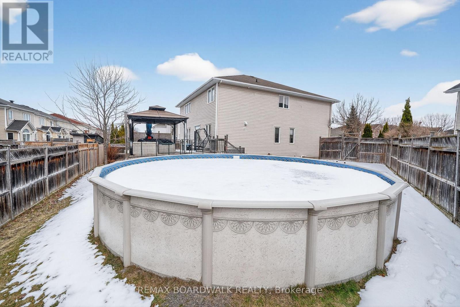 85 Woliston Crescent, Ottawa, Ontario  K2W 1G2 - Photo 40 - X12925080