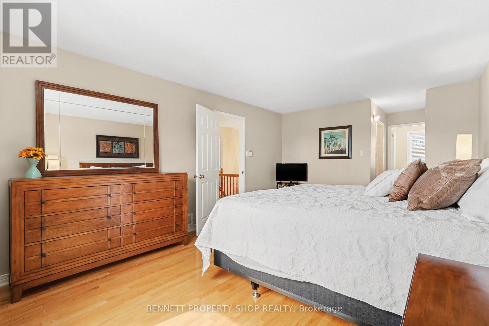 1476 Bourcier Drive, Ottawa, Ontario  K1E 3J8 - Photo 17 - X12925166