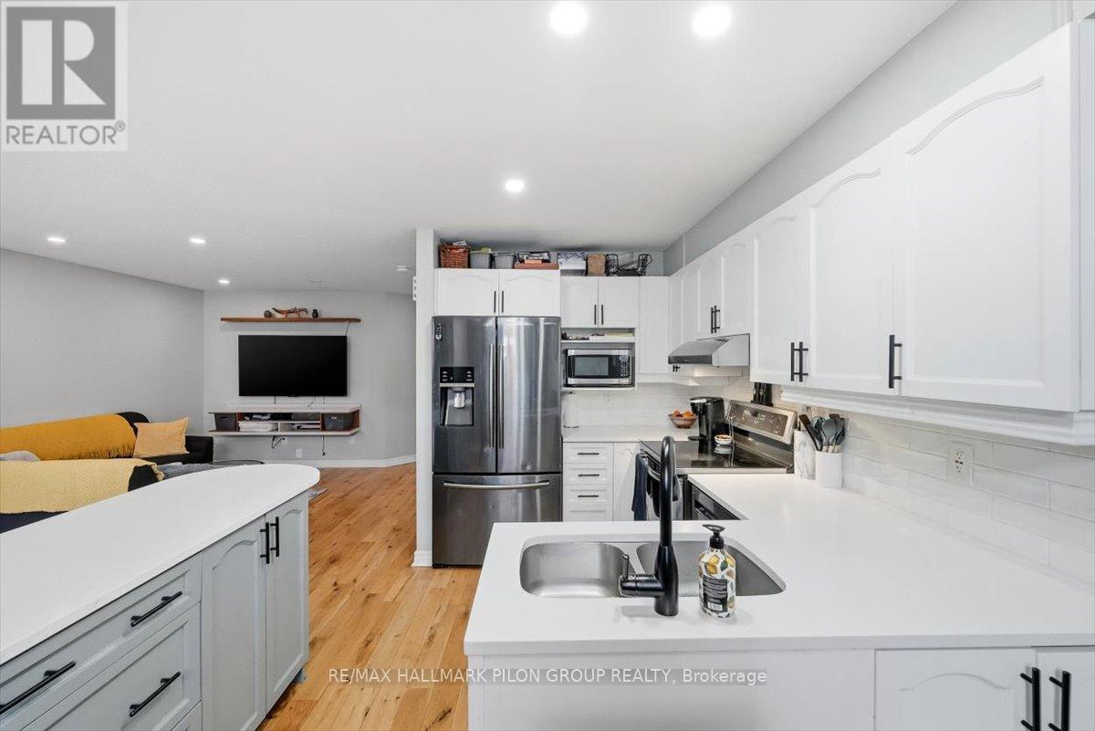 504 Allegro Way, Ottawa, Ontario  K4A 0H6 - Photo 7 - X12925254