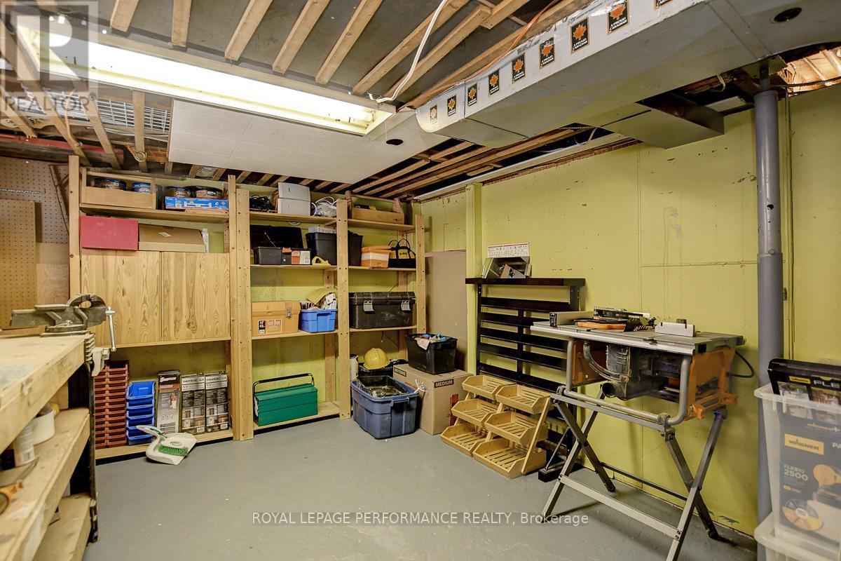 45 Queen Mary Street, Ottawa, Ontario  K1K 1X8 - Photo 30 - X12925264