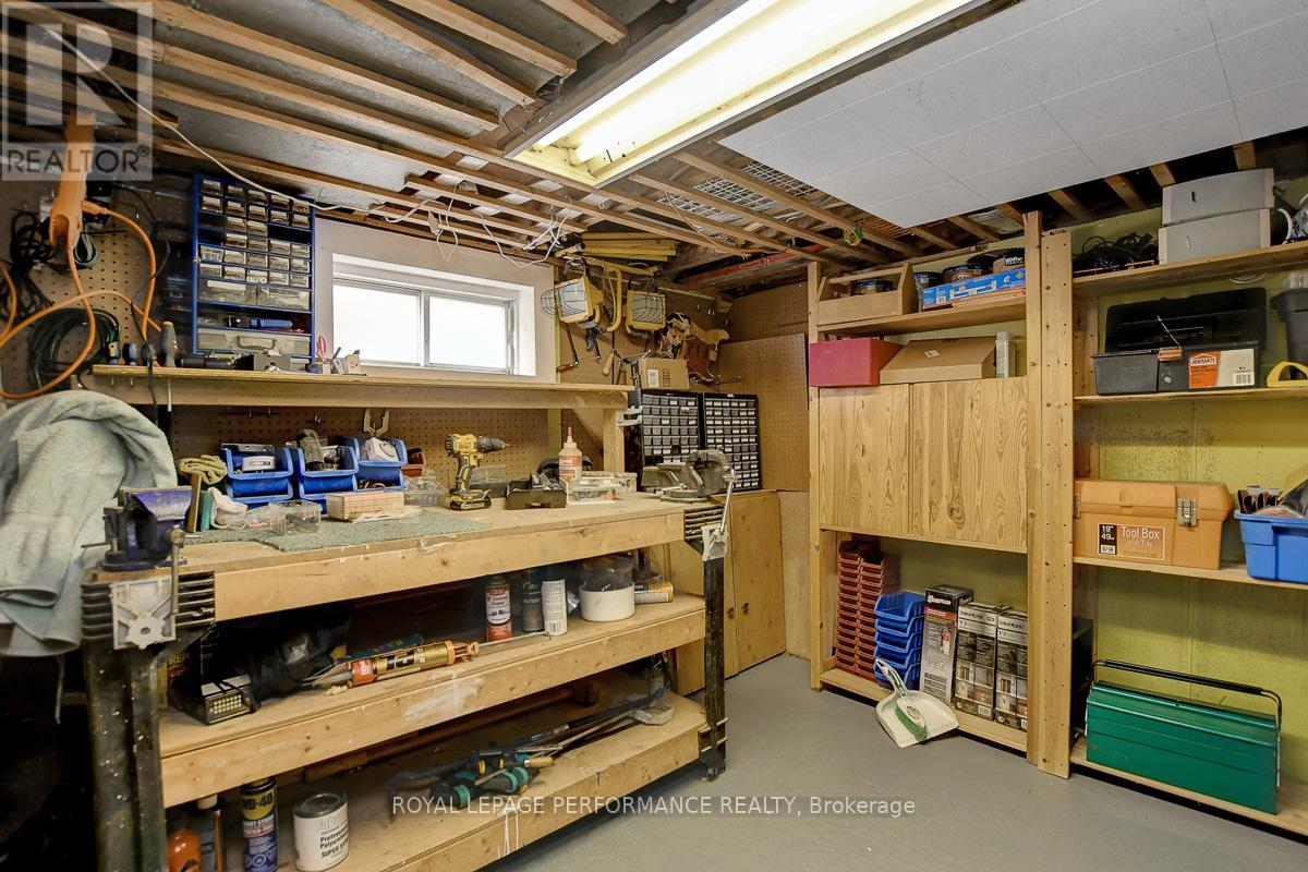 45 Queen Mary Street, Ottawa, Ontario  K1K 1X8 - Photo 31 - X12925264