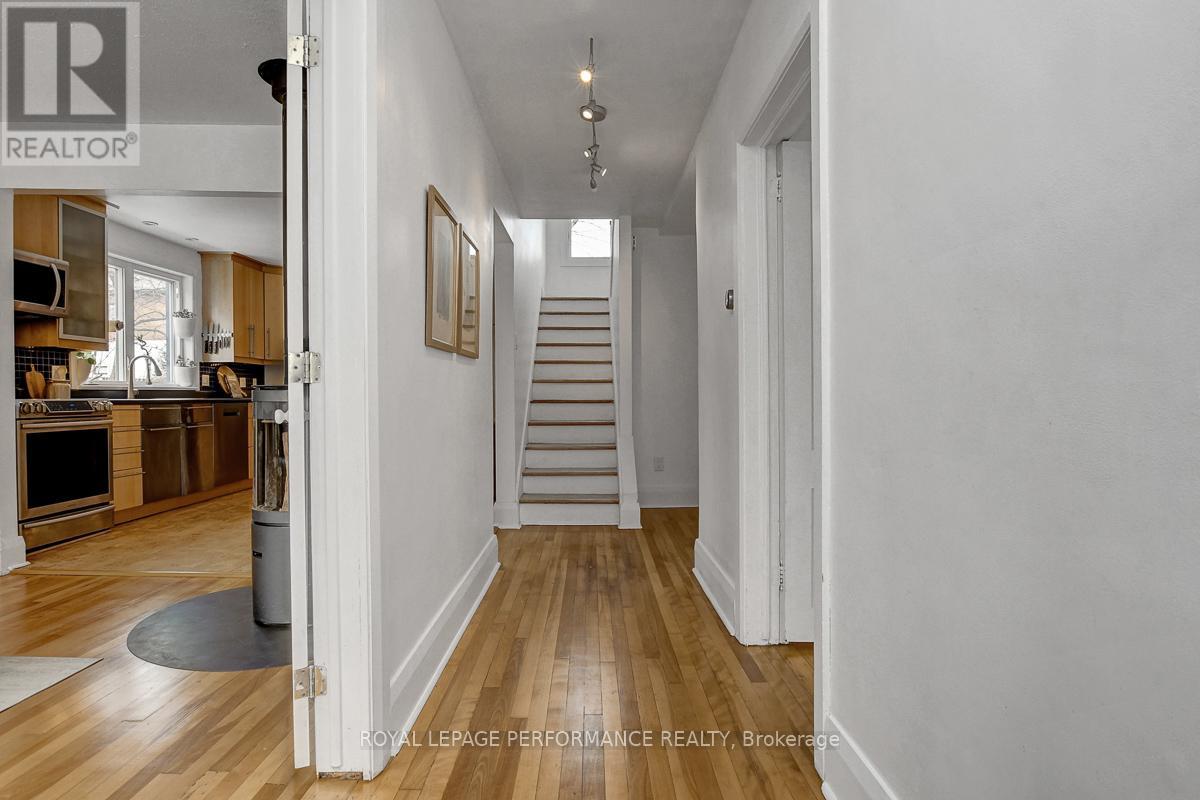 45 Queen Mary Street, Ottawa, Ontario  K1K 1X8 - Photo 5 - X12925264