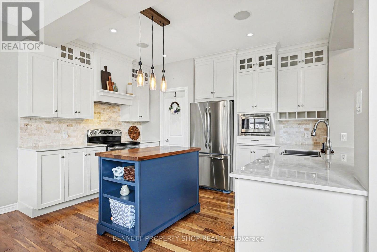 146 Tapadero Avenue, Ottawa, Ontario  K2V 0A7 - Photo 6 - X12925314