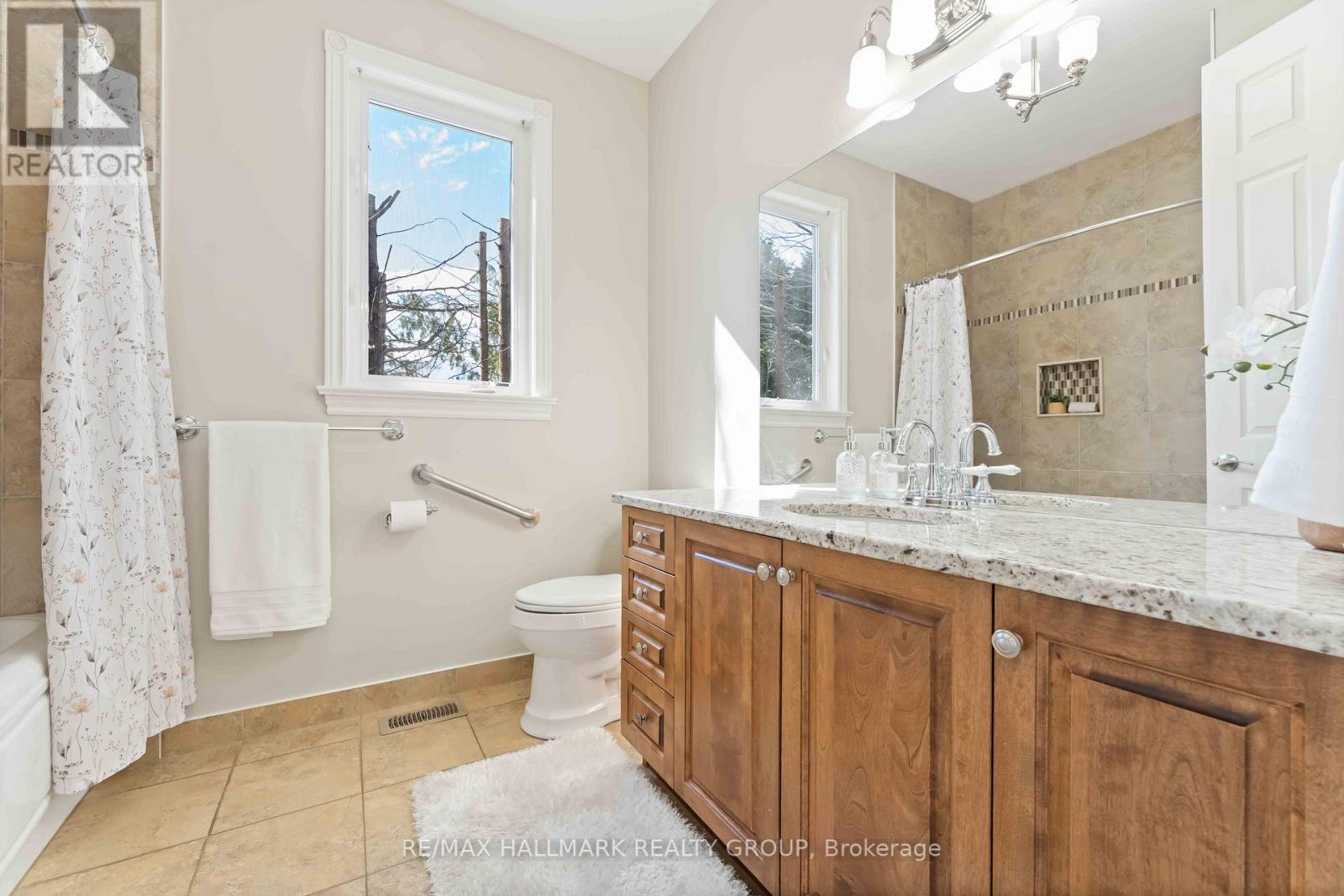 84 Chanonhouse Drive, Ottawa, Ontario  K0A 2Z0 - Photo 21 - X12925318