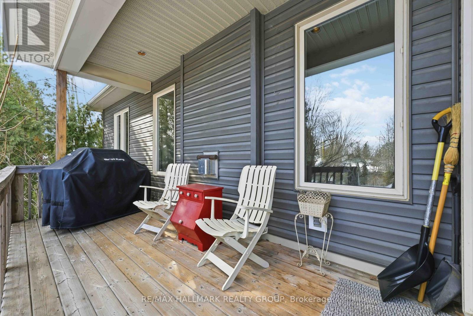 84 Chanonhouse Drive, Ottawa, Ontario  K0A 2Z0 - Photo 27 - X12925318