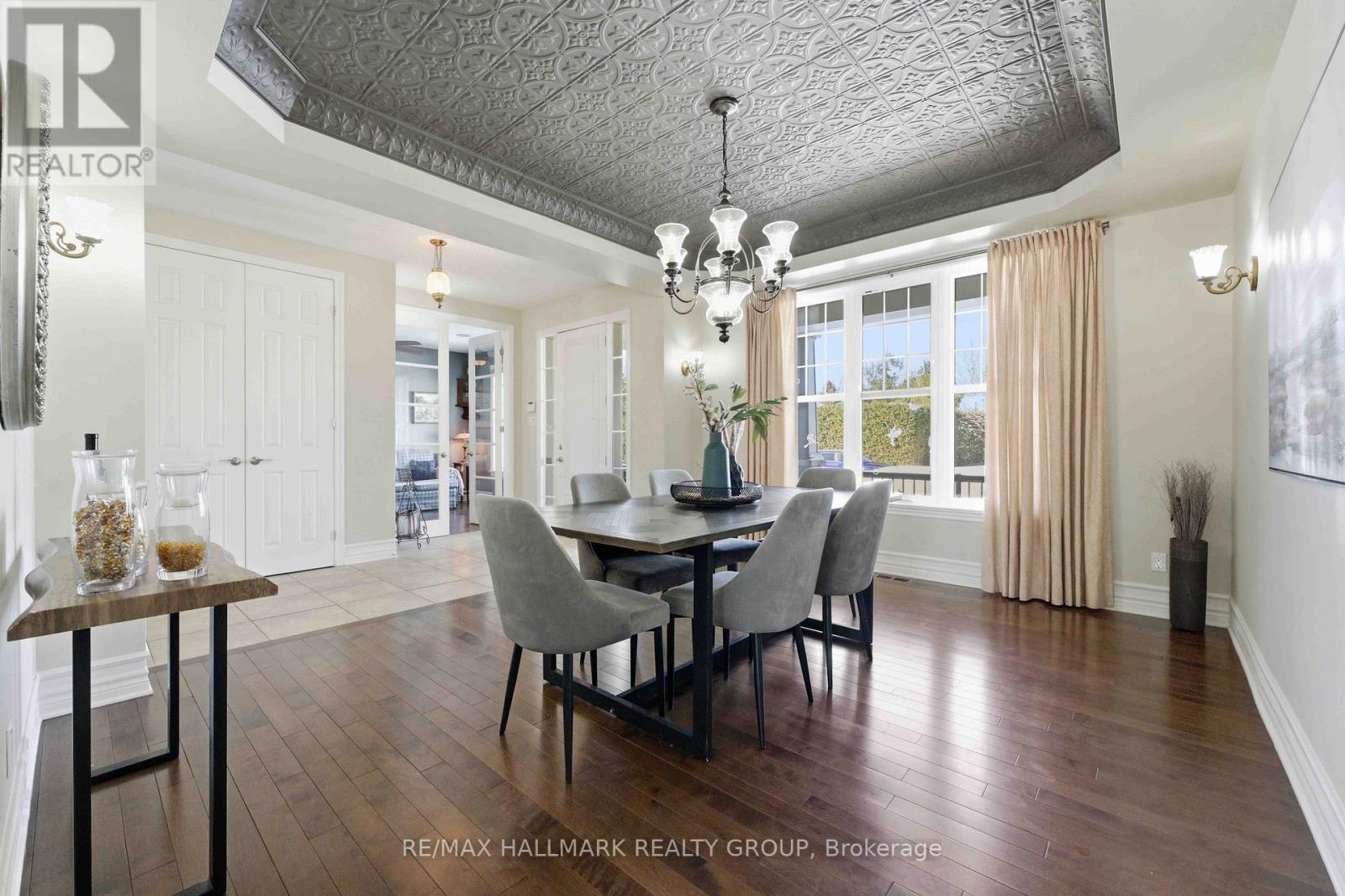 84 Chanonhouse Drive, Ottawa, Ontario  K0A 2Z0 - Photo 5 - X12925318