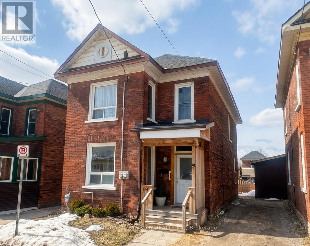 164 CHAMBERS STREET, Smiths Falls, Ontario