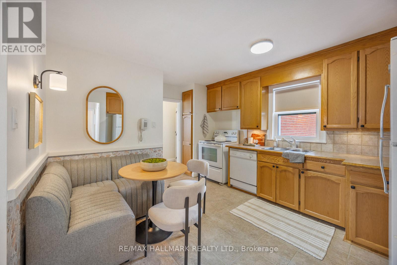 60 Greylawn Crescent, Toronto, Ontario  M1R 2V6 - Photo 12 - E12925086