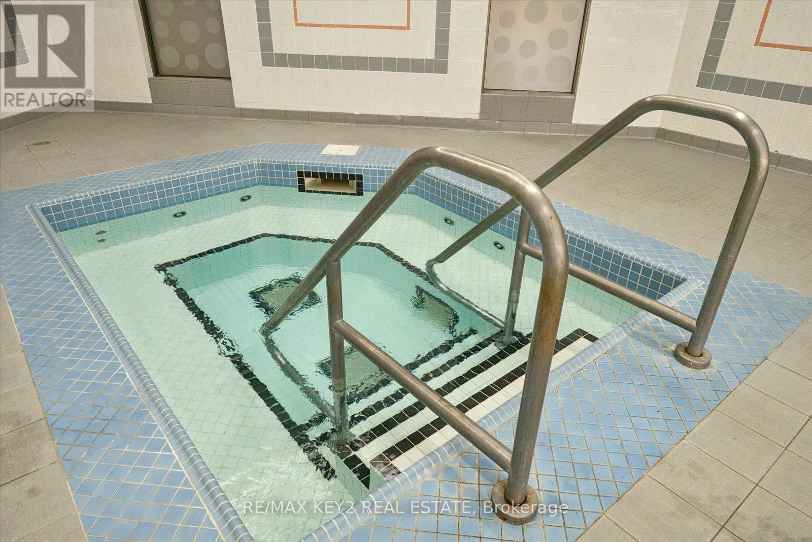 2015 - 5 Greystone Walk Drive, Toronto, Ontario M1K 5J5 - Photo 17 - E12925116