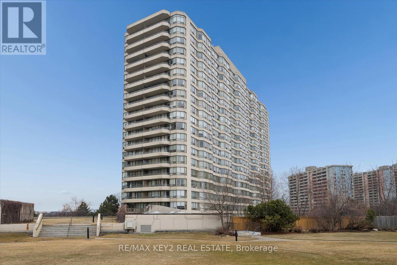 2015 - 5 Greystone Walk Drive, Toronto, Ontario M1K 5J5 - Photo 32 - E12925116