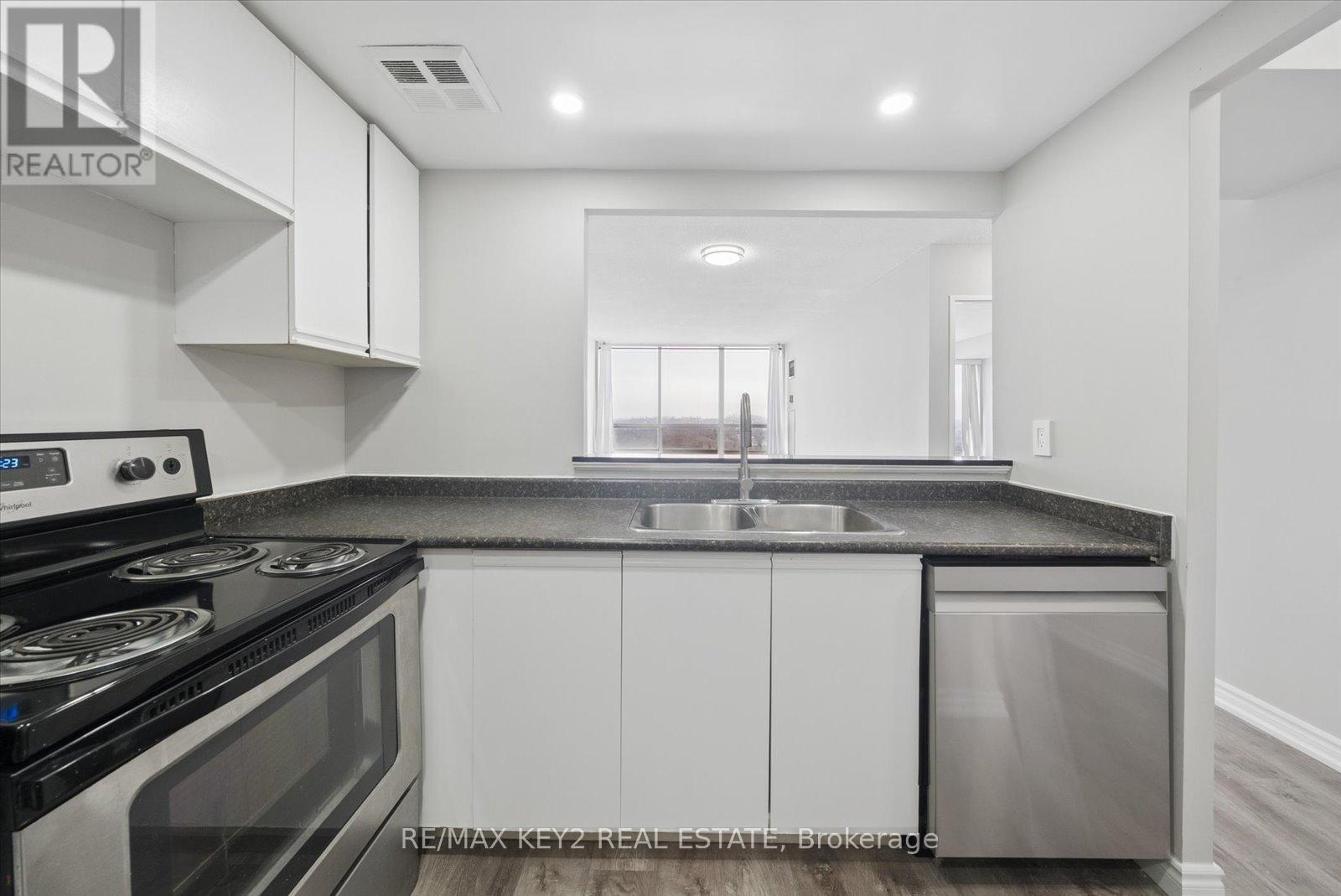 2015 - 5 Greystone Walk Drive, Toronto, Ontario M1K 5J5 - Photo 7 - E12925116