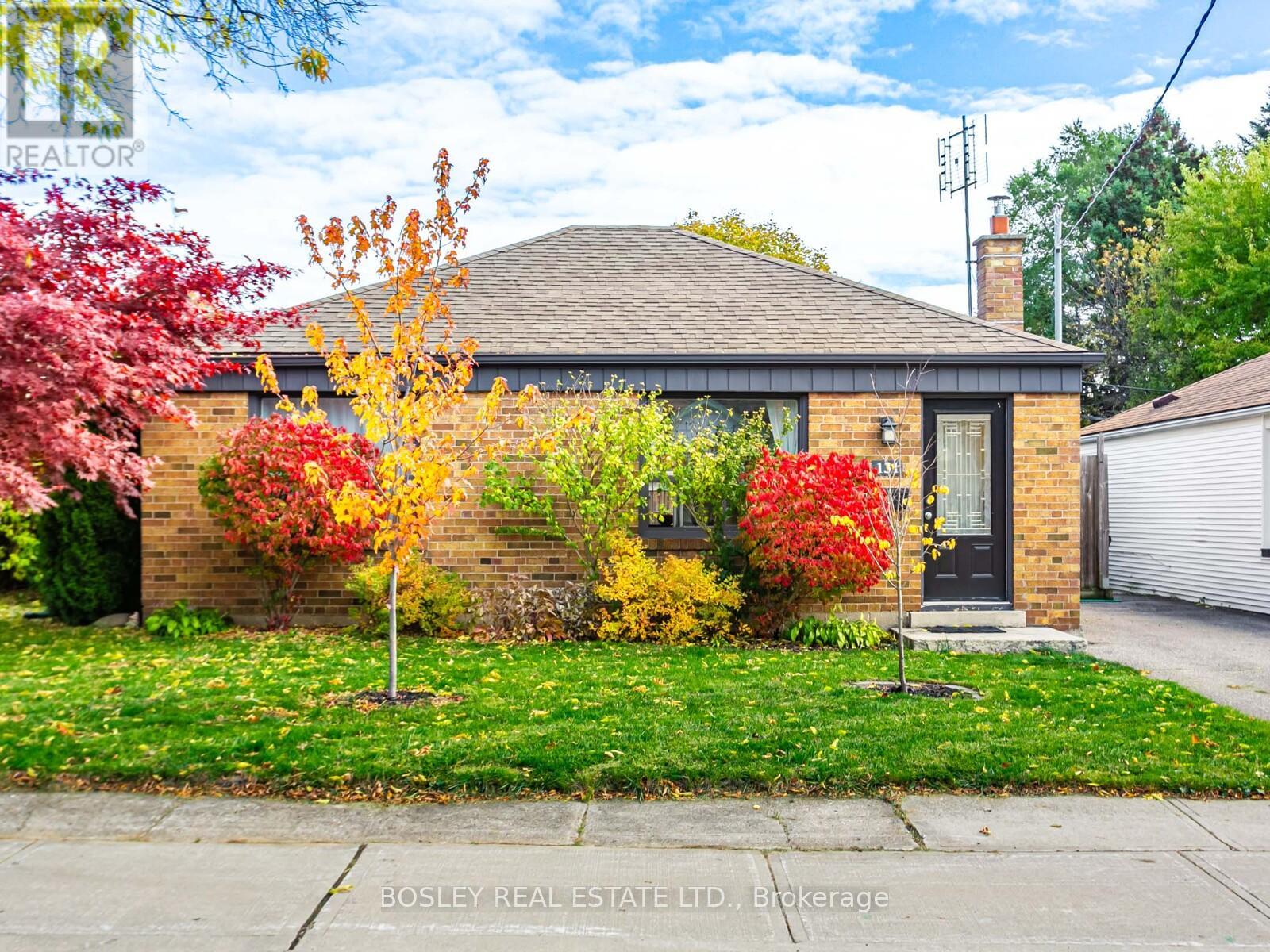 131 MEIGHEN AVENUE, Toronto, Ontario