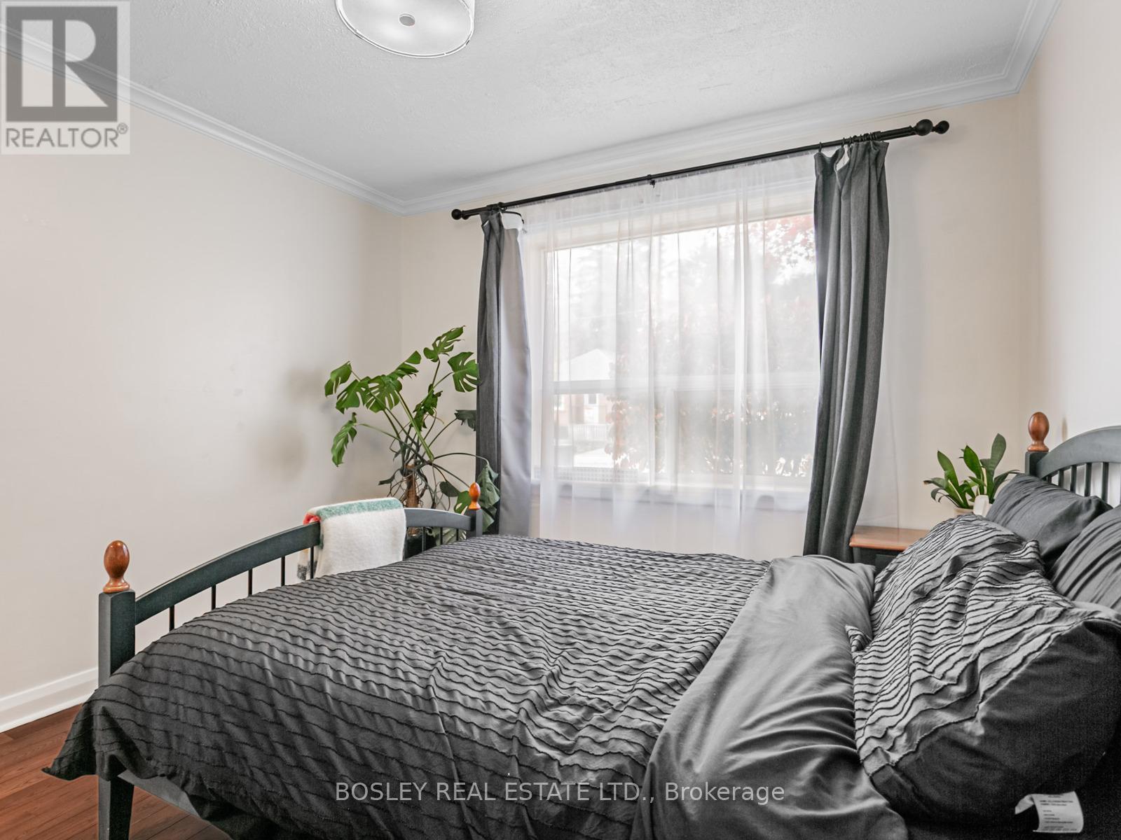 131 Meighen Avenue, Toronto, Ontario  M4B 2H8 - Photo 25 - E12925138