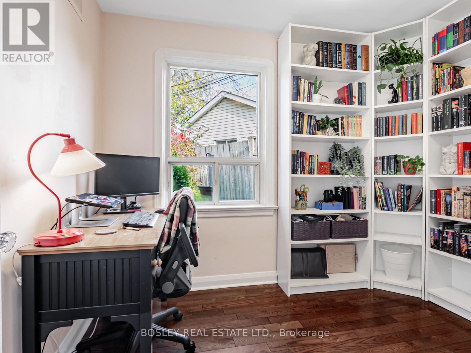 131 Meighen Avenue, Toronto, Ontario  M4B 2H8 - Photo 28 - E12925138