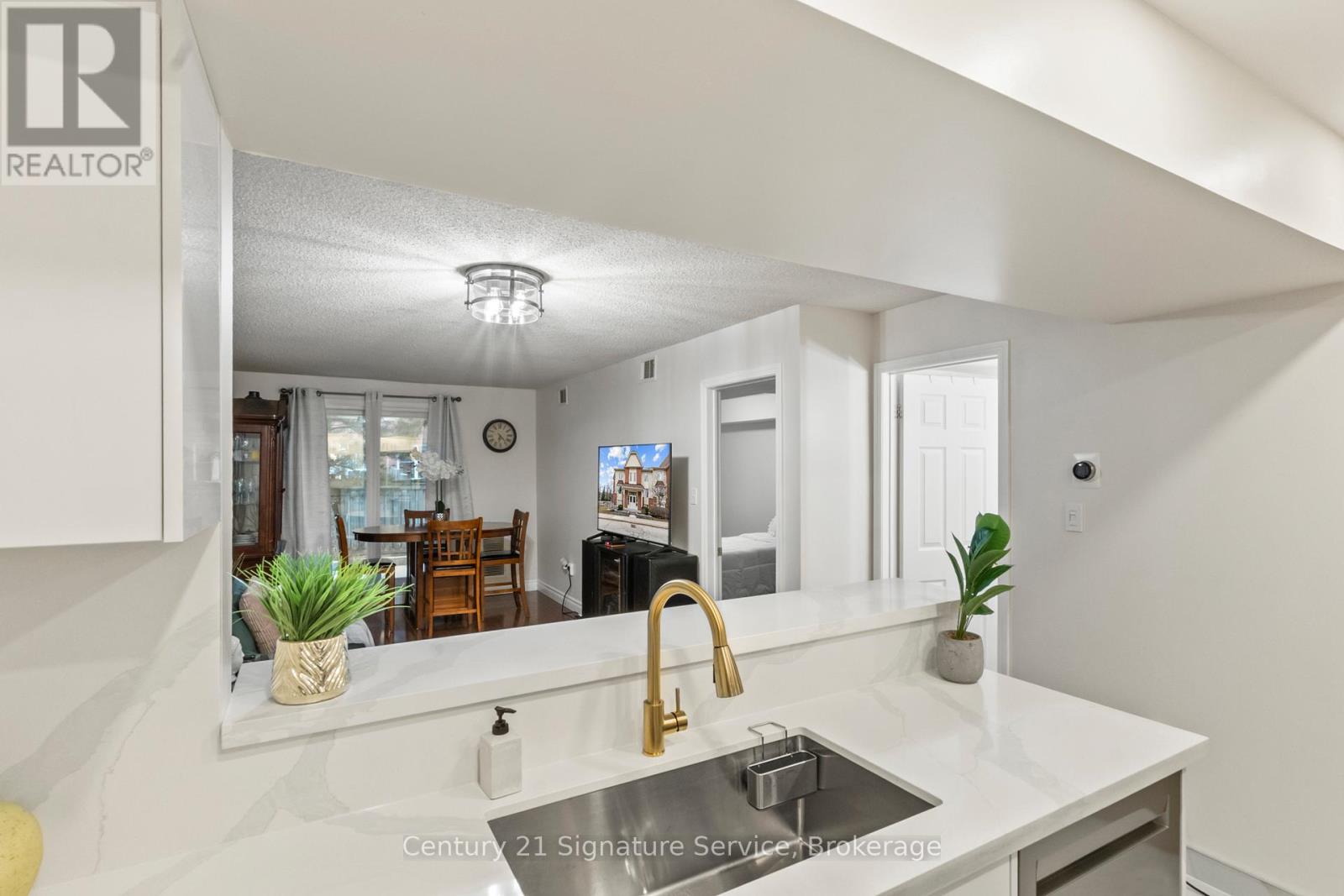 1 - 24 Petra Way, Whitby, Ontario L1R 0A5 - Photo 10 - E12925212