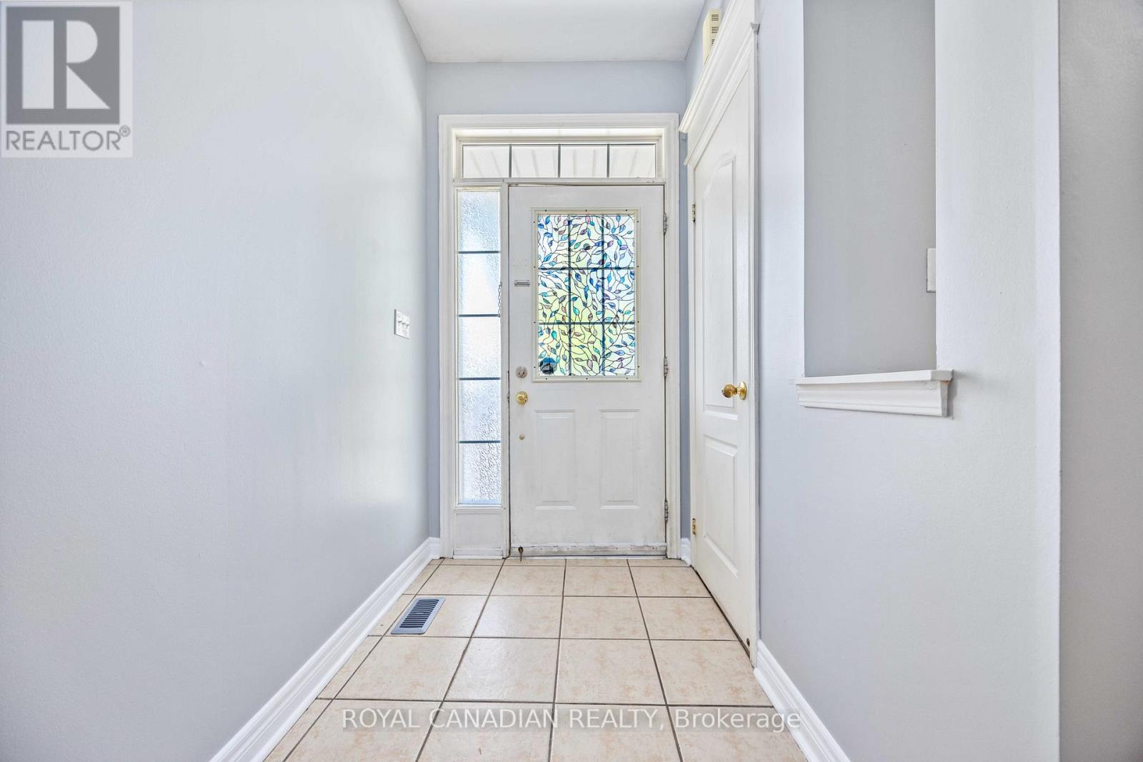 10 Pogonia Street, Toronto (Rouge), Ontario  M1X 2C9 - Photo 4 - E12925286