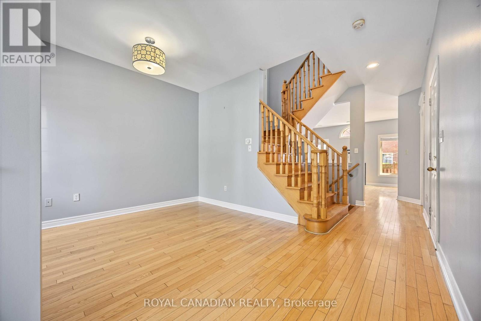 10 Pogonia Street, Toronto (Rouge), Ontario  M1X 2C9 - Photo 5 - E12925286