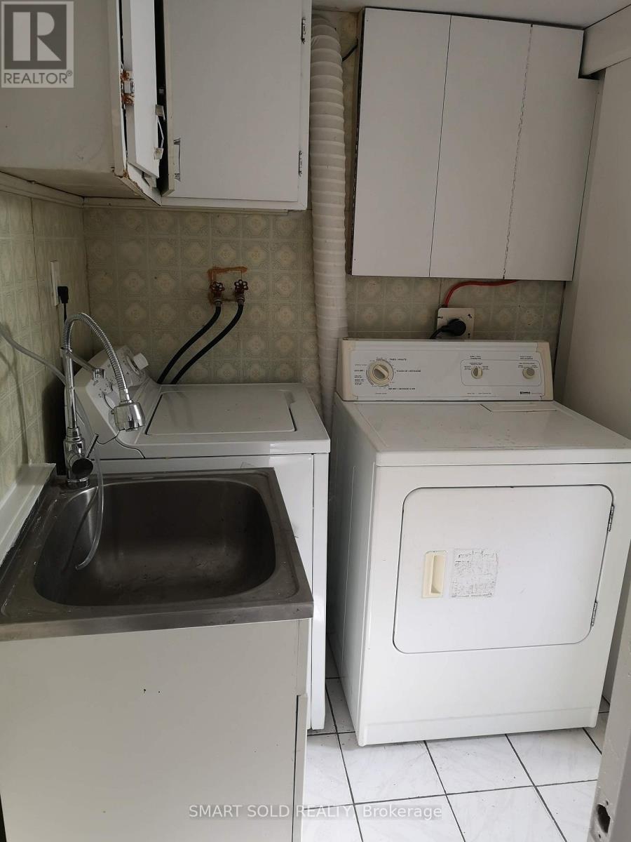 58 Emmeline Crescent, Toronto (Agincourt South-Malvern West), Ontario  M1S 1L2 - Photo 5 - E12925288