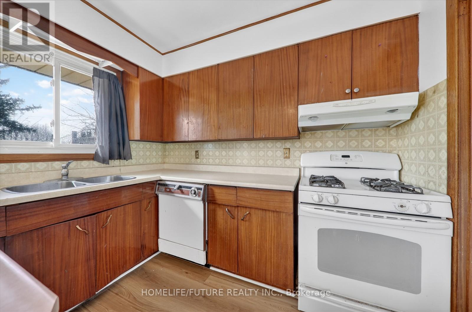 146 Oriole Street, Oshawa, Ontario  L1H 6Y6 - Photo 11 - E12925290