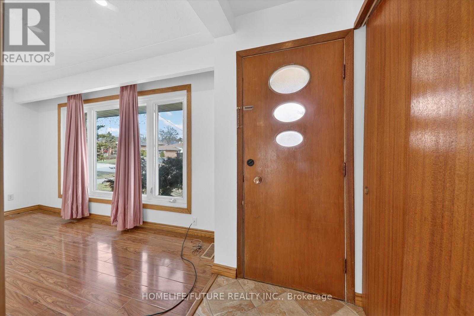 146 Oriole Street, Oshawa, Ontario  L1H 6Y6 - Photo 6 - E12925290