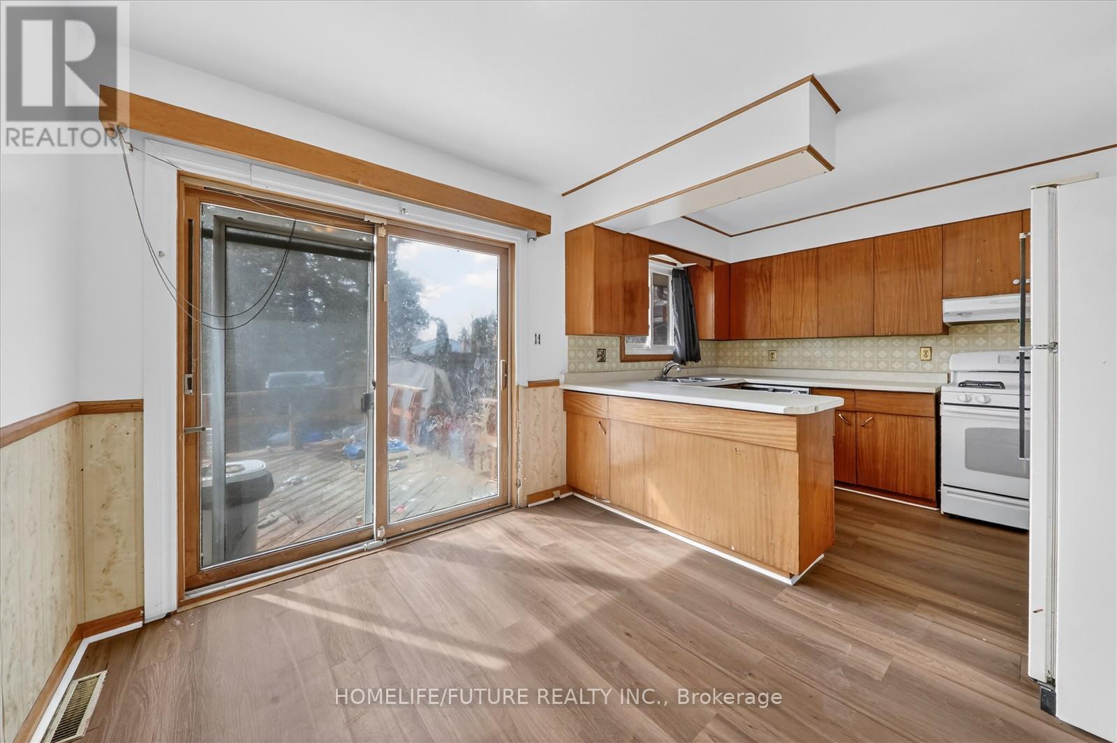 146 Oriole Street, Oshawa, Ontario  L1H 6Y6 - Photo 9 - E12925290