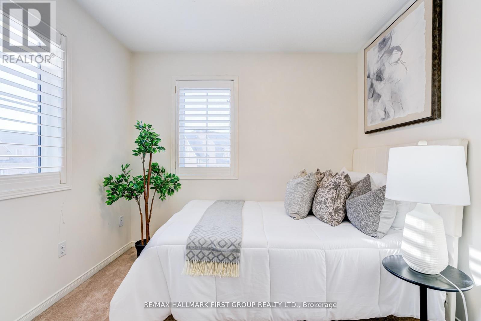 31 Reevesmere Lane, Ajax (Northeast Ajax), Ontario  L1Z 0L3 - Photo 14 - E12925324