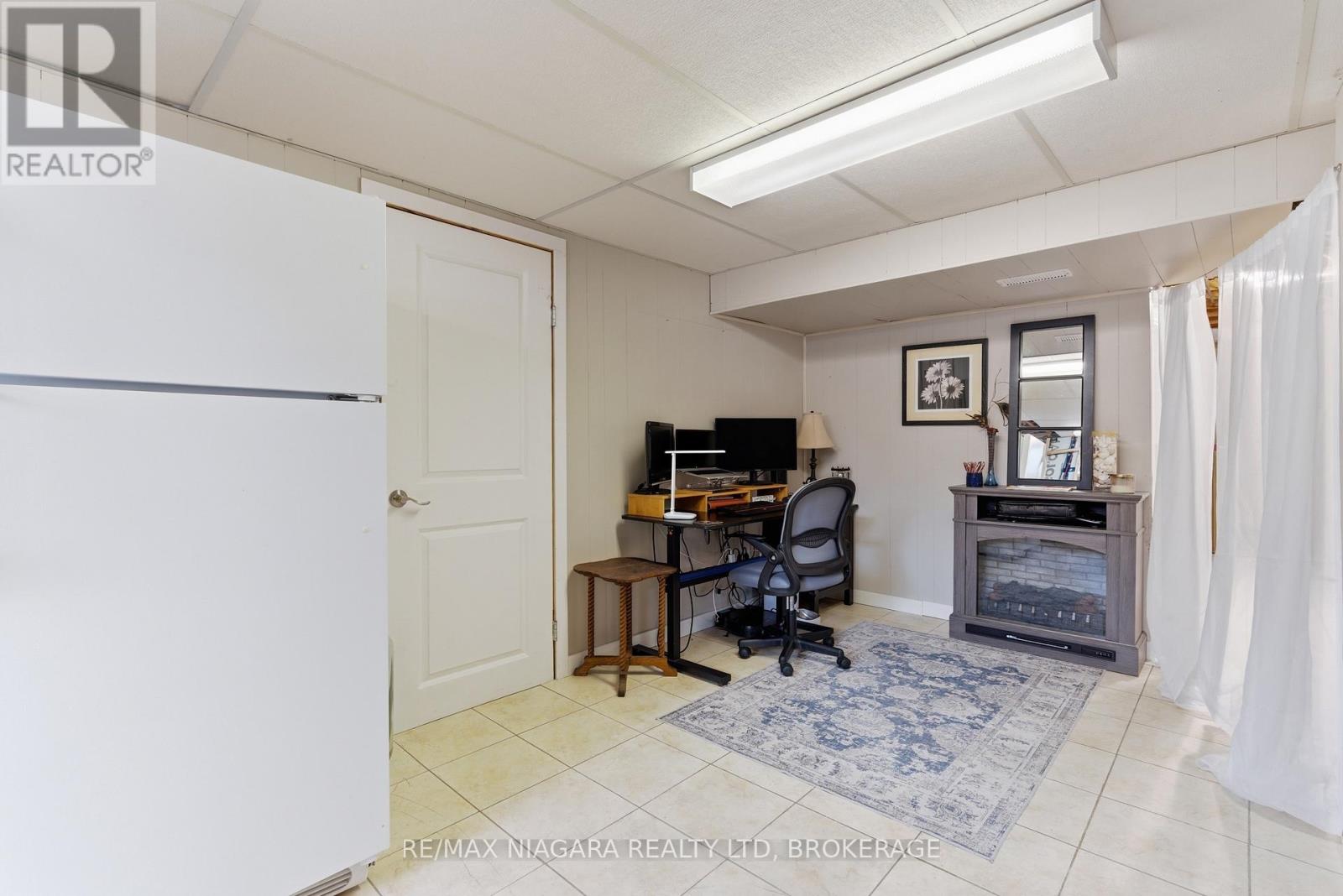 1350 Haist Street, Pelham (Fonthill), Ontario  L0S 1M0 - Photo 25 - X12925114