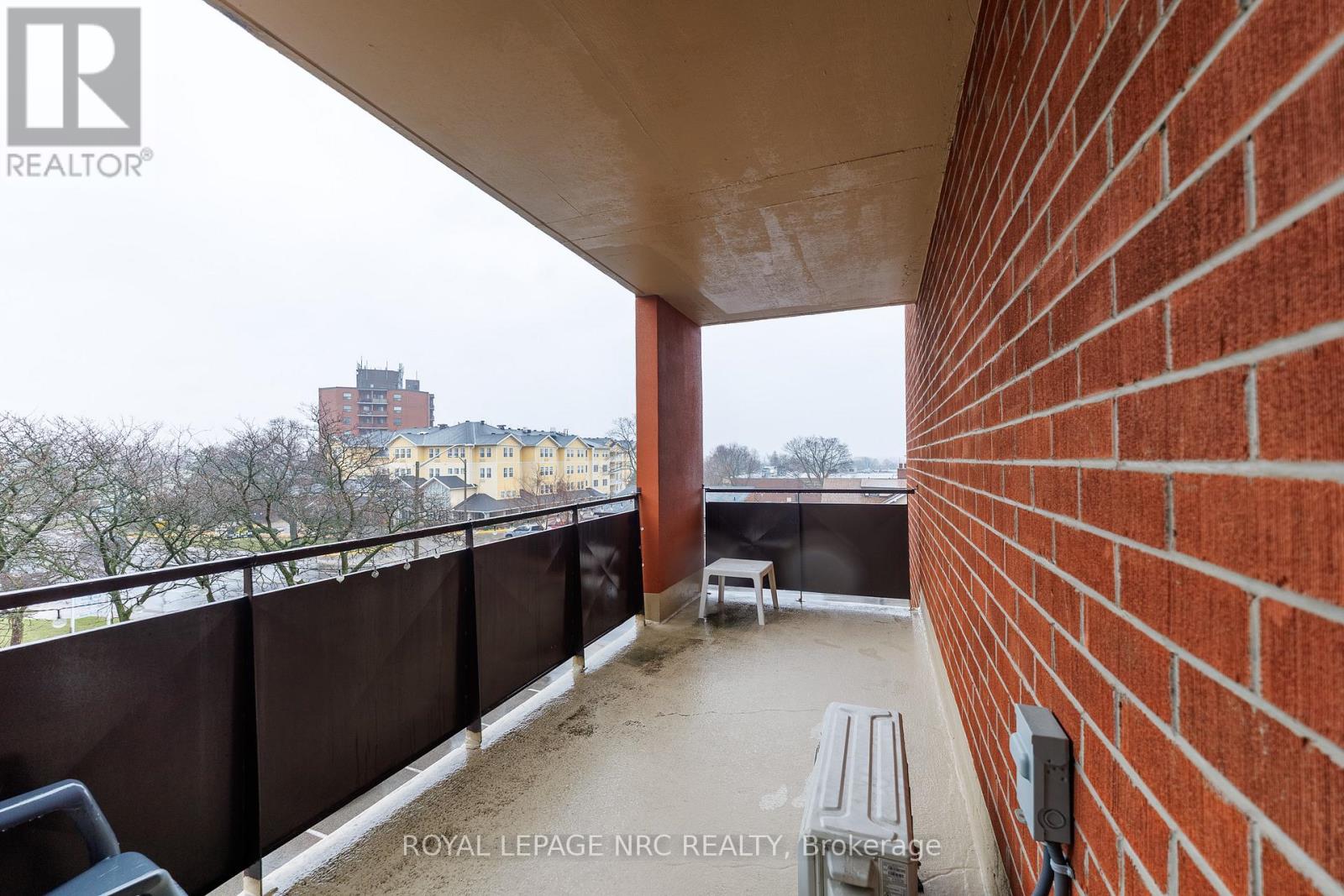 308 - 3955 Portage Road, Niagara Falls, Ontario  L2J 3W2 - Photo 15 - X12925128