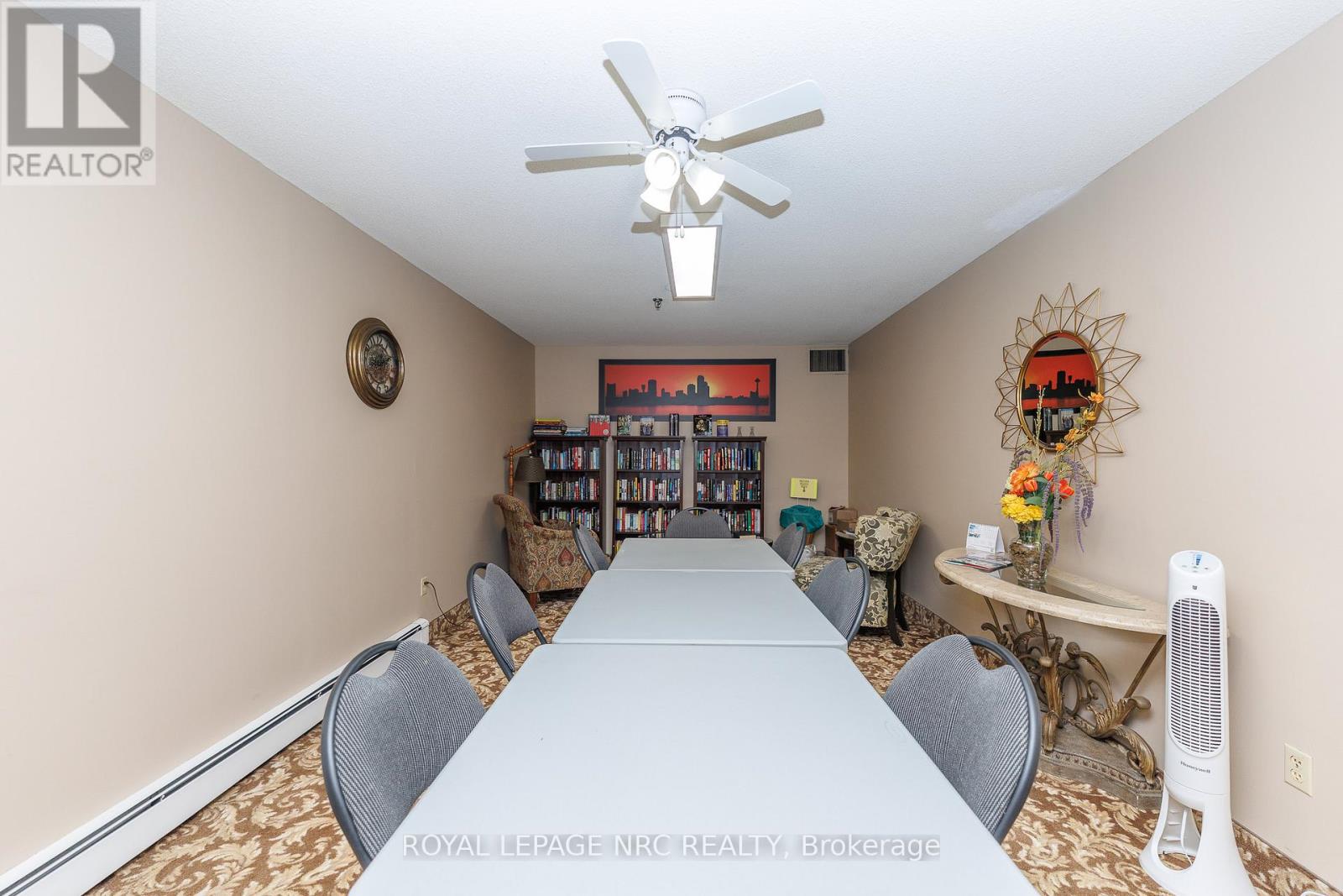 308 - 3955 Portage Road, Niagara Falls, Ontario  L2J 3W2 - Photo 24 - X12925128