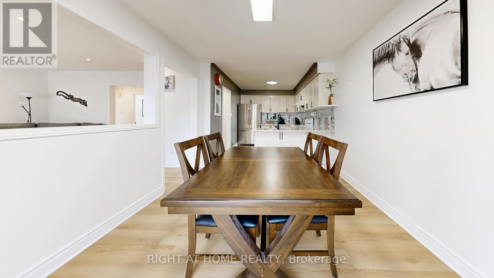 559 Walpole Crescent, Newmarket (Stonehaven-Wyndham), Ontario  L3X 2B5 - Photo 15 - N12925084