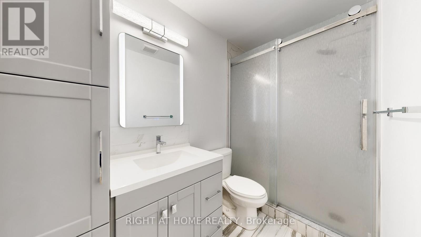 559 Walpole Crescent, Newmarket (Stonehaven-Wyndham), Ontario  L3X 2B5 - Photo 32 - N12925084