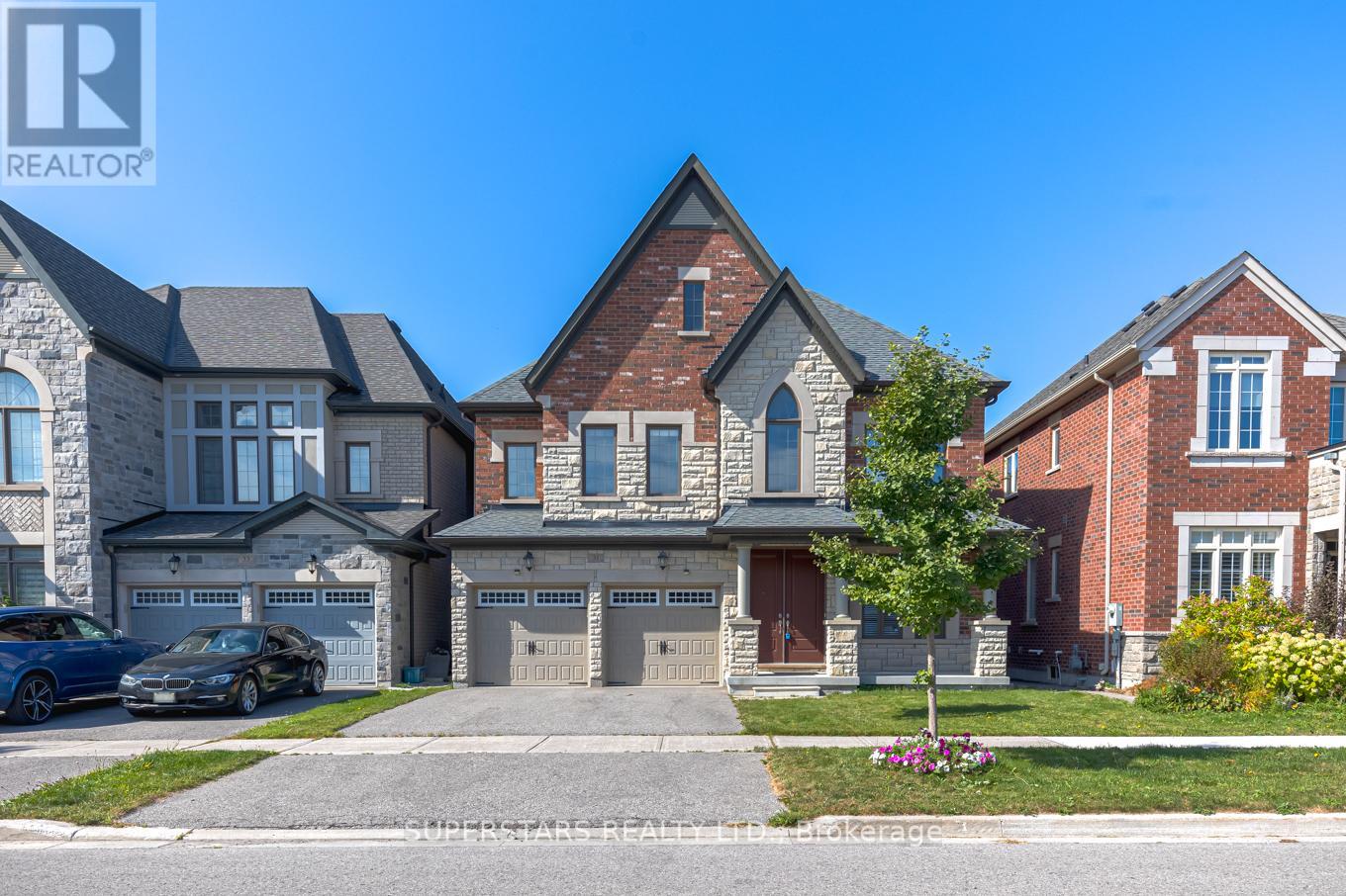 31 Roy Harper Avenue, Aurora, Ontario  L4G 0V4 - Photo 2 - N12925146