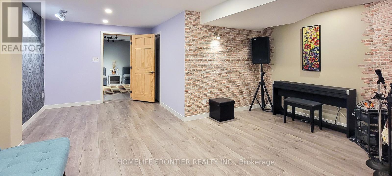 43 Sundragon Trail, Bradford West Gwillimbury (Bradford), Ontario  L3Z 0H4 - Photo 39 - N12925160