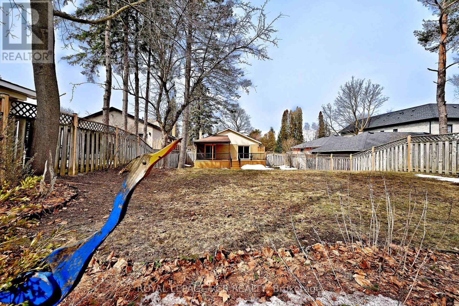 87 Richardson Drive, Aurora (Aurora Highlands), Ontario  L4G 1Z4 - Photo 48 - N12925210