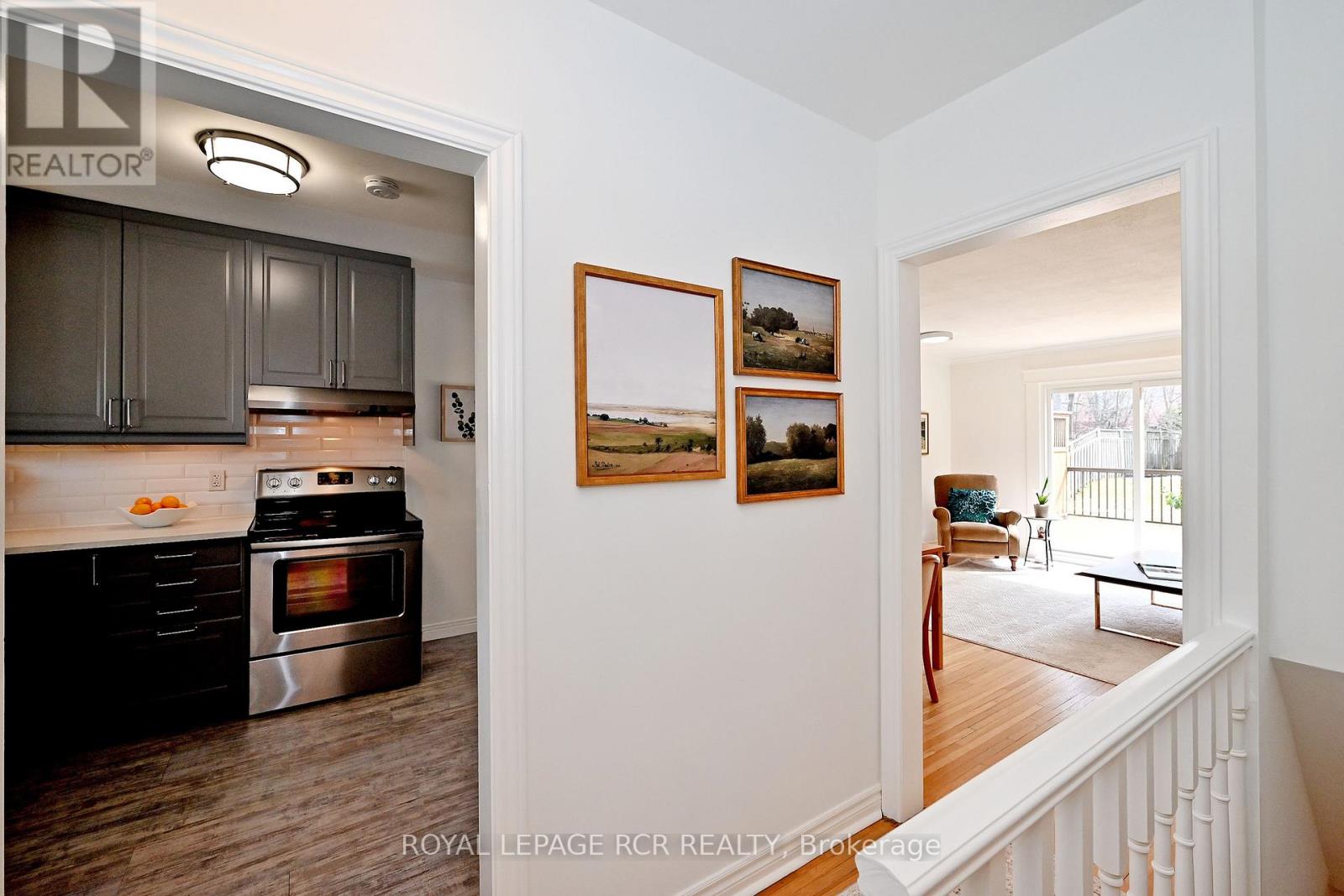 87 Richardson Drive, Aurora (Aurora Highlands), Ontario  L4G 1Z4 - Photo 8 - N12925210