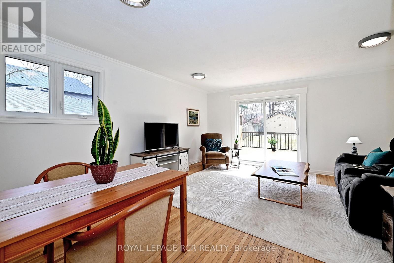 87 Richardson Drive, Aurora (Aurora Highlands), Ontario  L4G 1Z4 - Photo 9 - N12925210