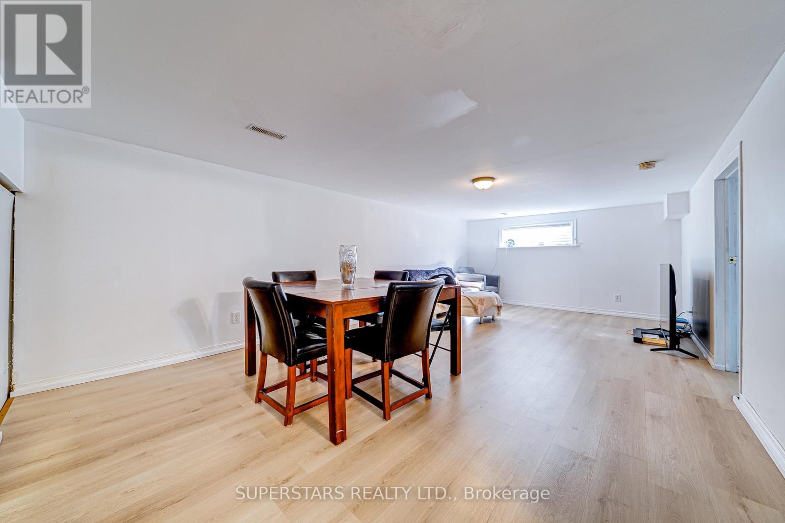 199 Patterson Street, Newmarket, Ontario  L3Y 3L5 - Photo 19 - N12925274