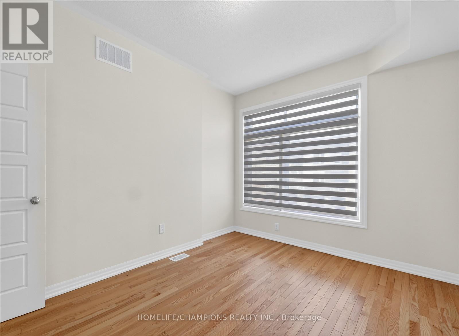 39 Delano Way S, Newmarket, Ontario  L3X 0L4 - Photo 17 - N12925320