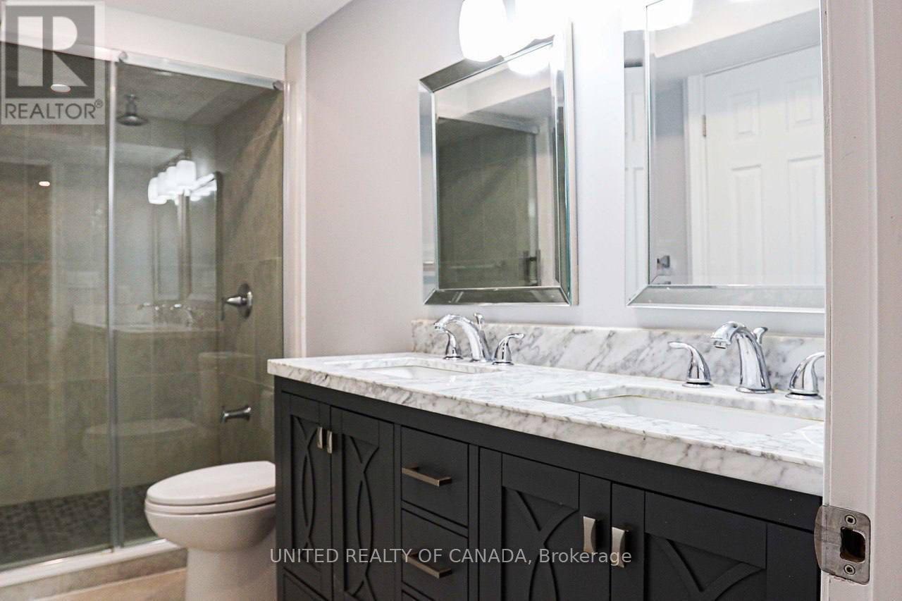 196 MCCAFFREY ROAD, Newmarket, Ontario