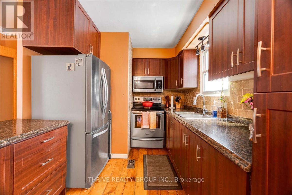 55 Breckenridge Crescent, London South (South Y), Ontario  N6E 1H6 - Photo 11 - X12723474