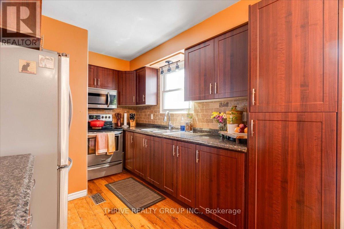 55 Breckenridge Crescent, London South (South Y), Ontario  N6E 1H6 - Photo 10 - X12723474