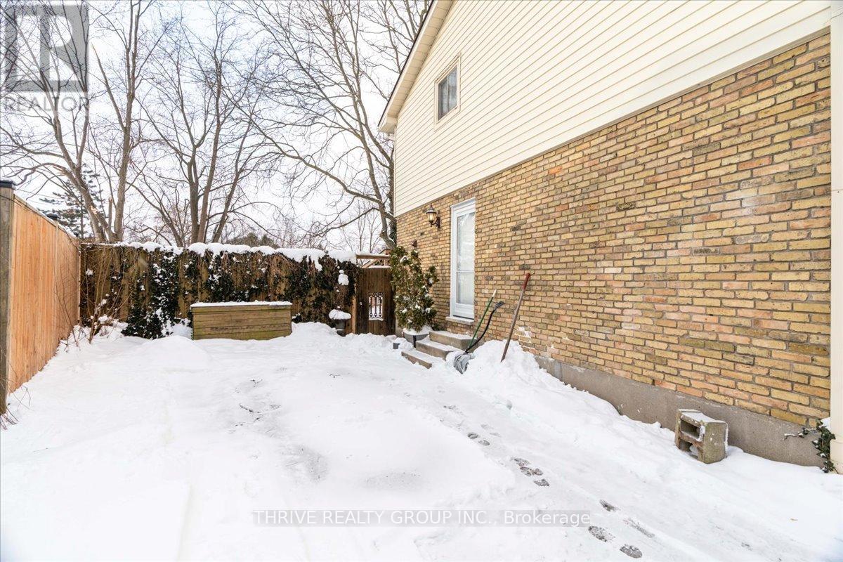 55 Breckenridge Crescent, London South (South Y), Ontario  N6E 1H6 - Photo 30 - X12723474