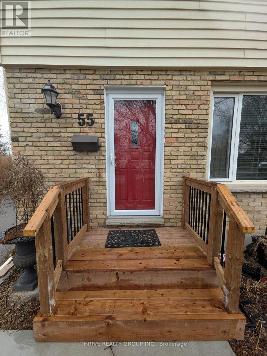 55 Breckenridge Crescent, London South (South Y), Ontario  N6E 1H6 - Photo 3 - X12723474