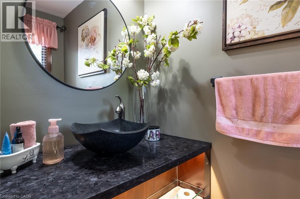 15 Marquette Drive, Kitchener, Ontario  N2P 2H2 - Photo 28 - 40815457