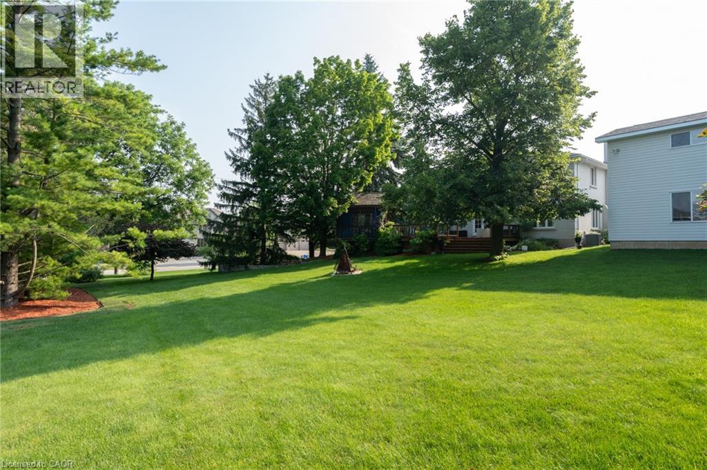 15 Marquette Drive, Kitchener, Ontario  N2P 2H2 - Photo 9 - 40815457