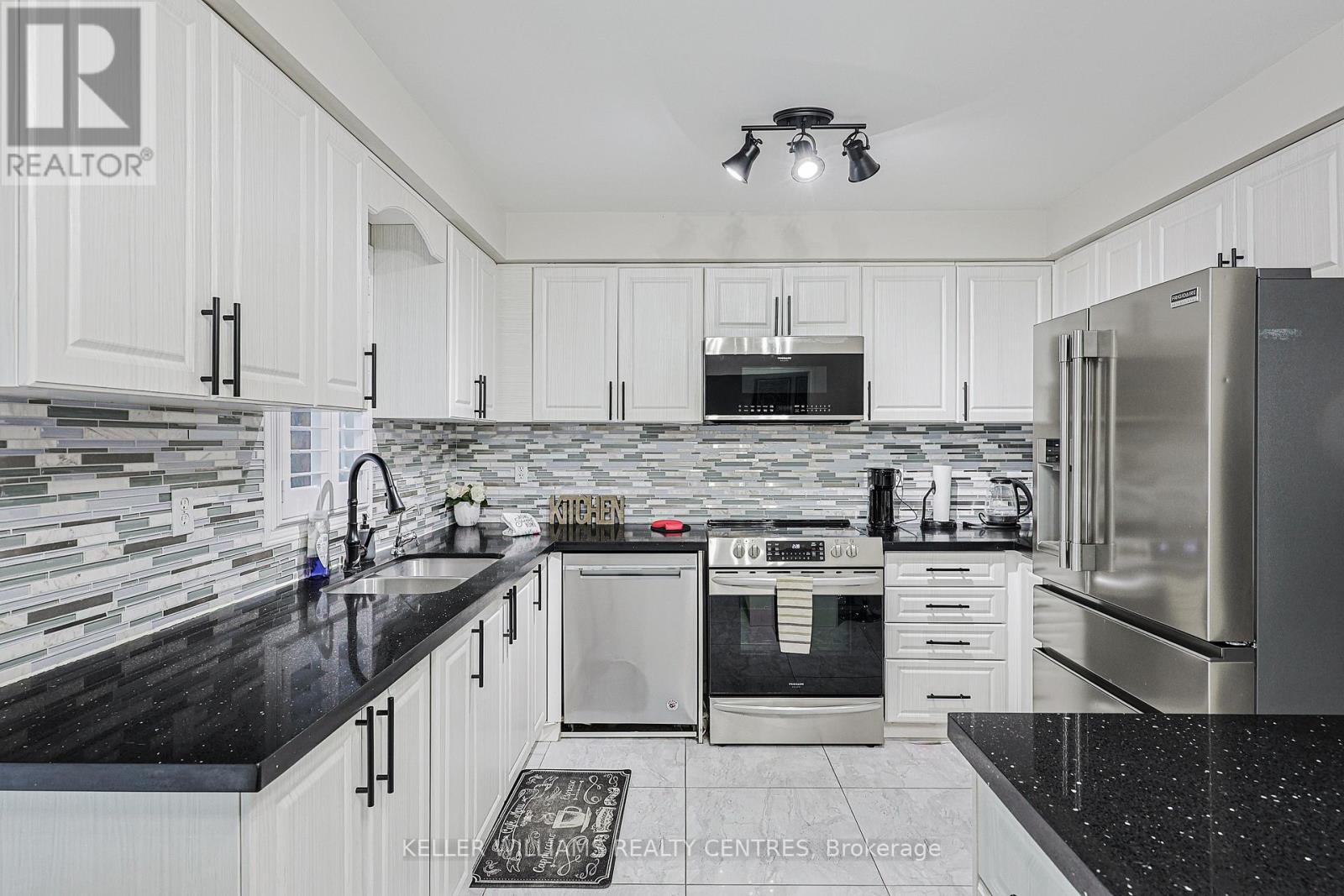 325 Marshall Crescent, Orangeville, Ontario  L9W 4Y3 - Photo 10 - W12925092