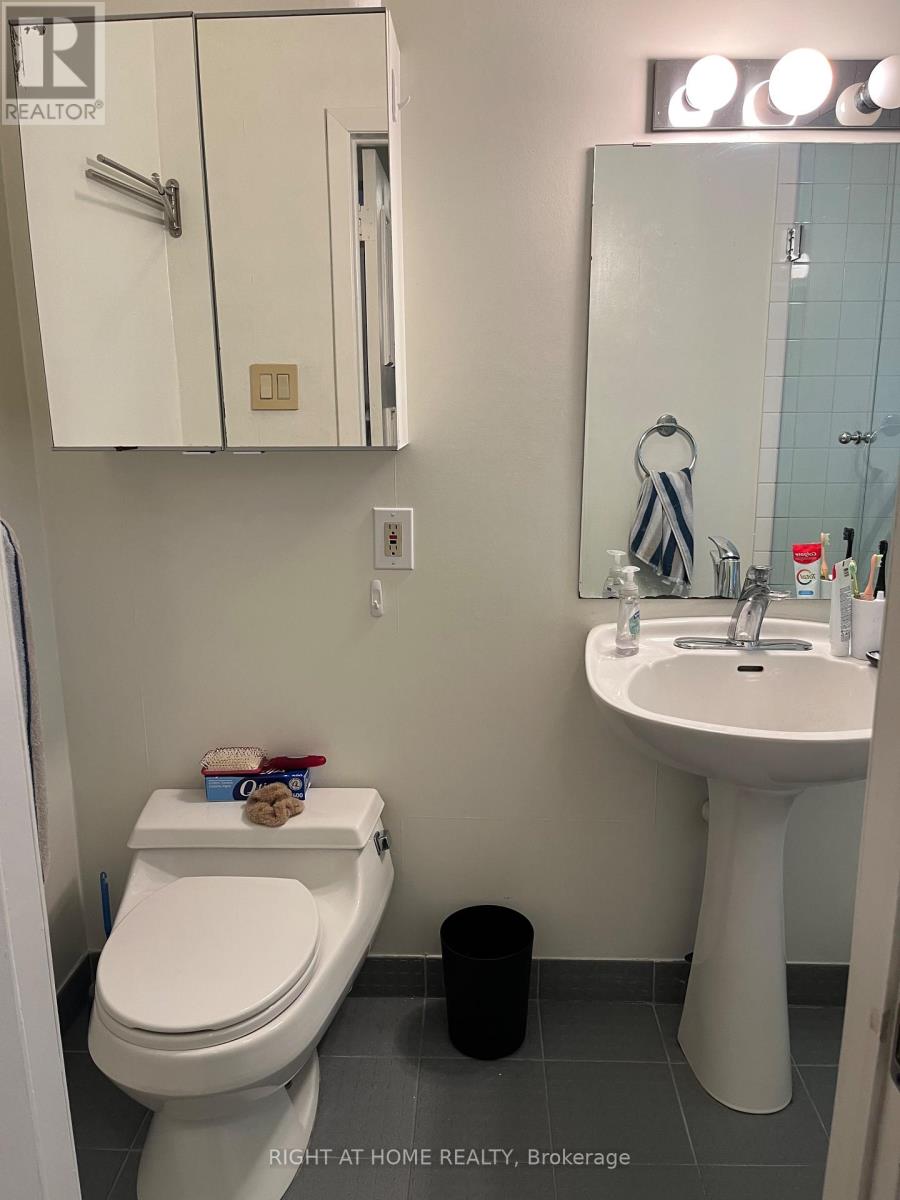 157 Medland Street, Toronto (Junction Area), Ontario  M6P 2N4 - Photo 8 - W12925104